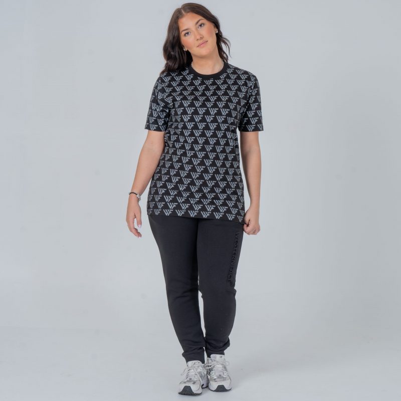 T-shirt all-over black