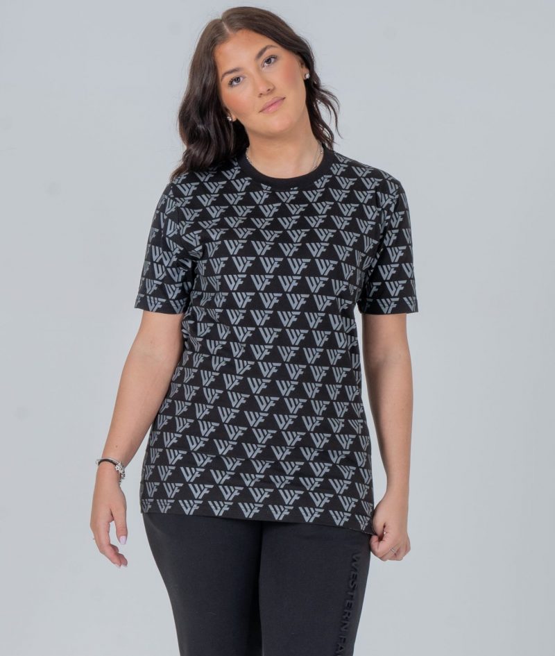 T-shirt all-over black