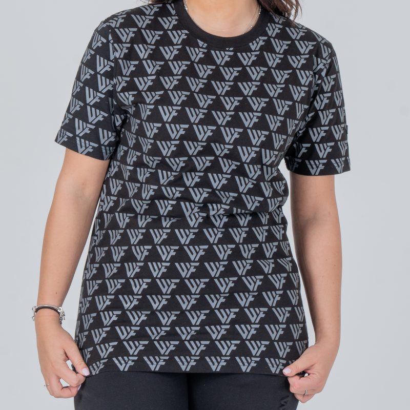 T-shirt all-over black