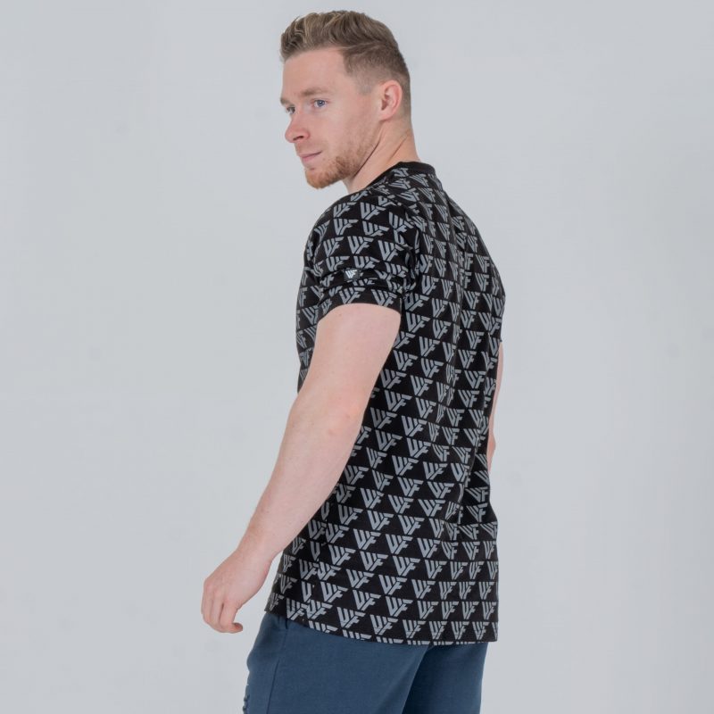 T-shirt all-over black